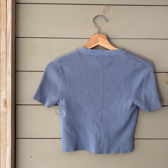 Zara Ribbed Cropped Button-Front Top (Blue, Size M) - Picture 5 of 5